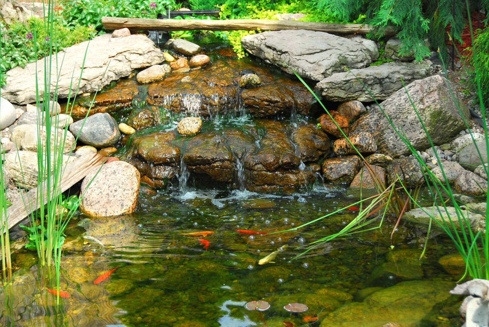 Lakes Tree Service LLC