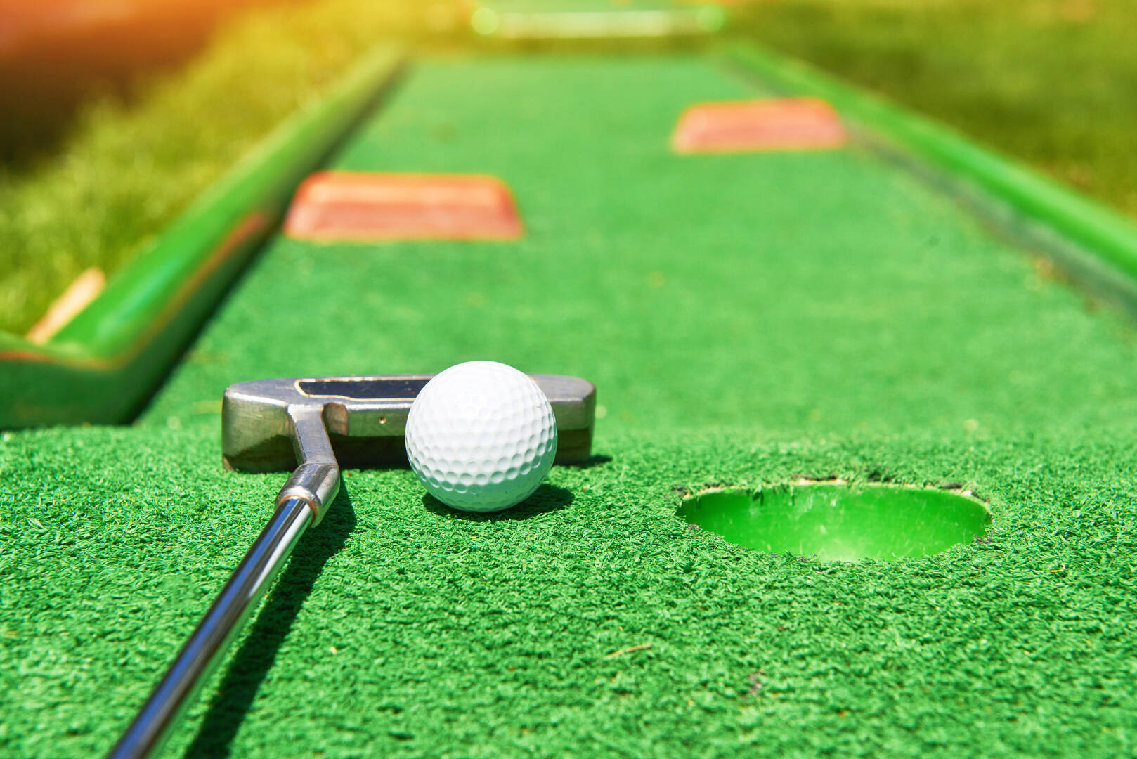 Stingers Golf Lounge